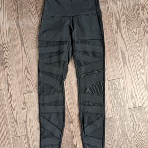 Lululemon Mesh Wunder Under